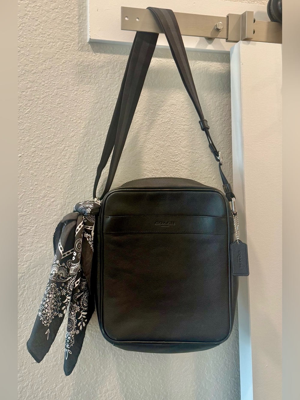 Coach Sullivan Crossbody Black